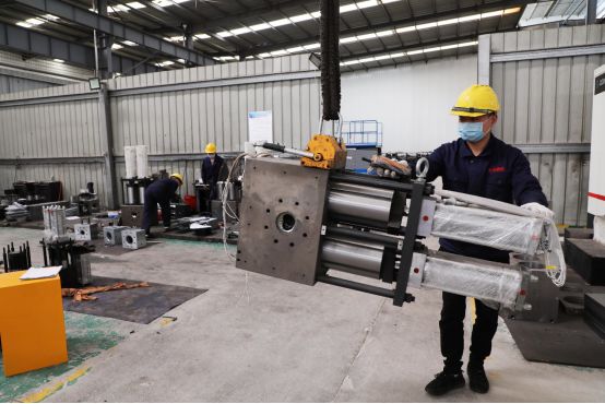 快讯:河南安吉顺利交付配套仪征化纤熔喷布...(图8) 1585018150289158.png