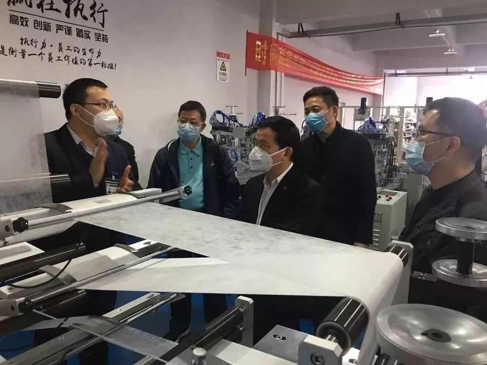 外行跨界扎堆产口罩：供内需、拉股价，困局...(图8)