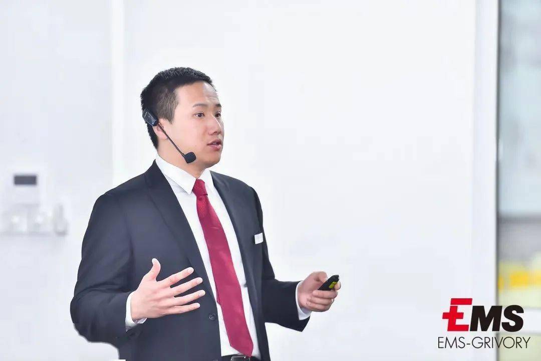 现场有多红，气氛有多浓！艾曼斯新能源汽车...(图24)