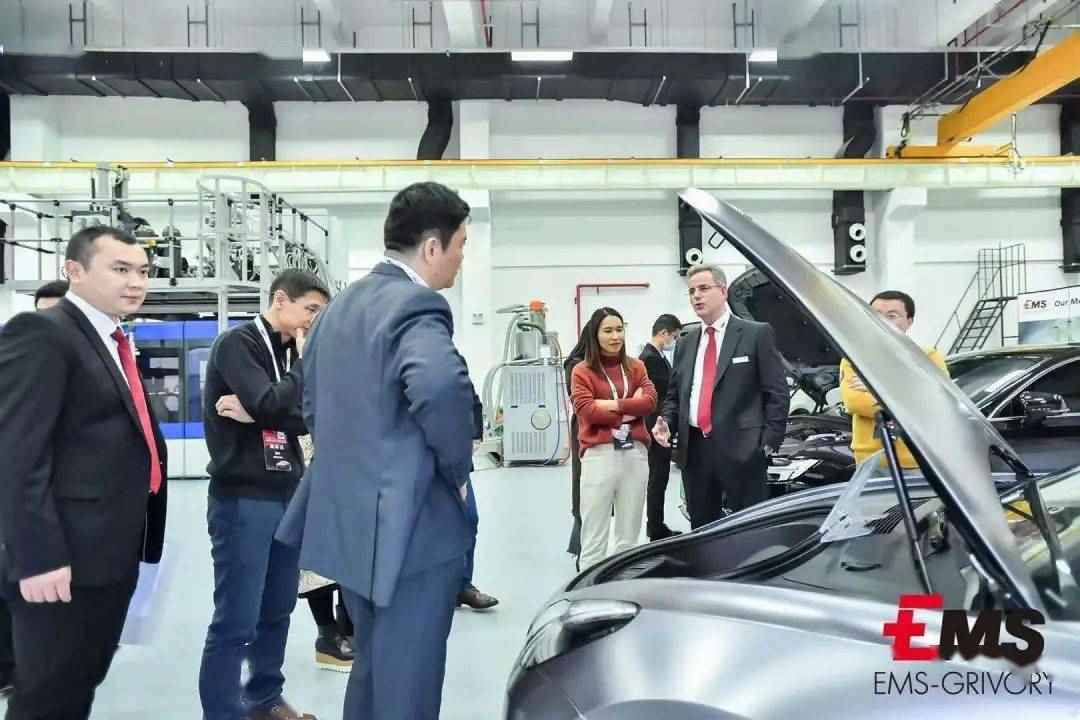 现场有多红，气氛有多浓！艾曼斯新能源汽车...(图42)