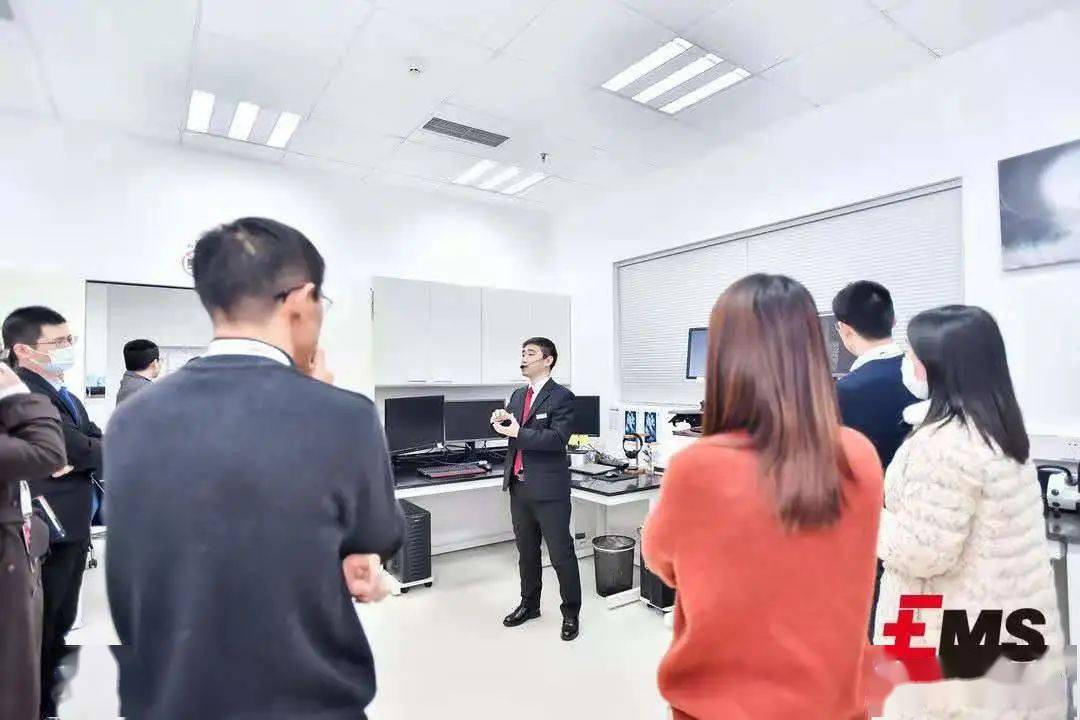 现场有多红，气氛有多浓！艾曼斯新能源汽车...(图45)